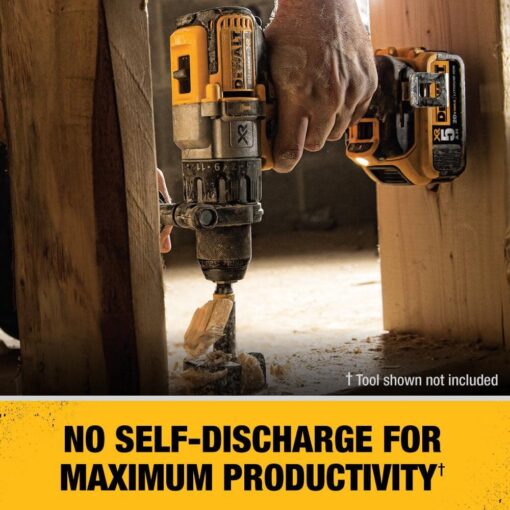 DEWALT 20V MAX Battery Charging Kit, Includes 2 Batteries, 5Ah, Includes Small Storage Bag (DCB205-2CK) - Image 5
